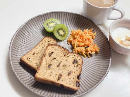 ベースブレッド/手軽に食べられるプロテイン入り栄養パンの実食レポ